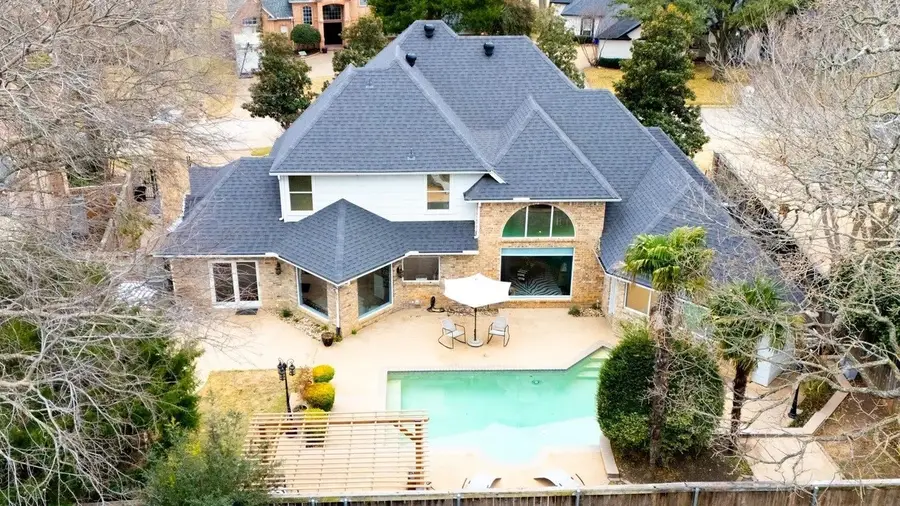 1024 Pebble Beach Drive, Mansfield, TX 76063 - Image #2