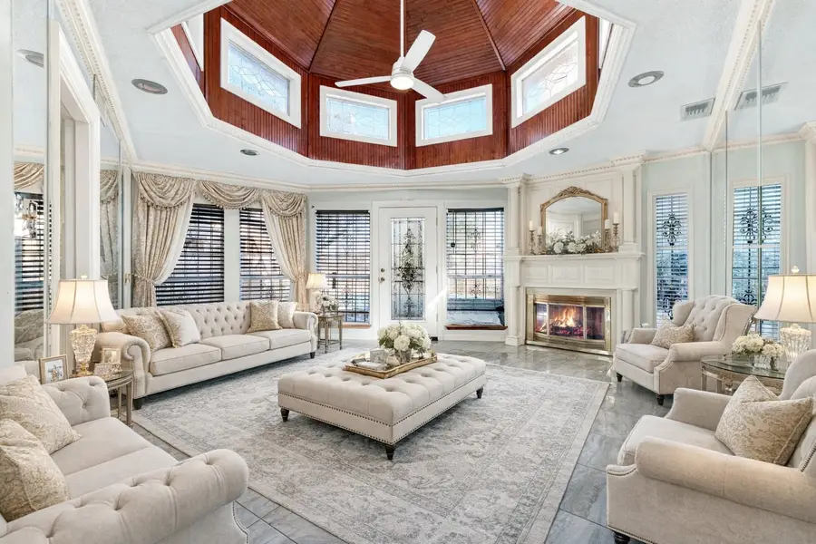 501 Colgate Drive, Lancaster, TX 75134 - Image #2