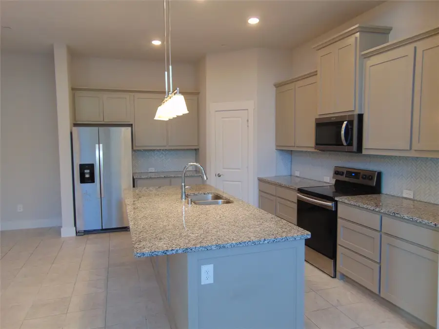 2649 Chardonnay Court, Grand Prairie, TX 75054 - #3