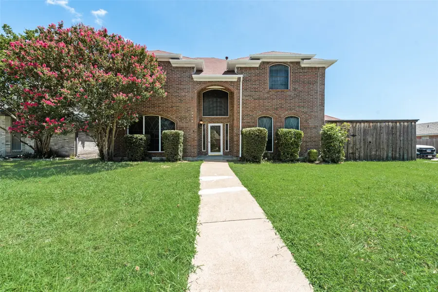 2316 Homestead Drive, Mesquite, TX 75181 - Image #2
