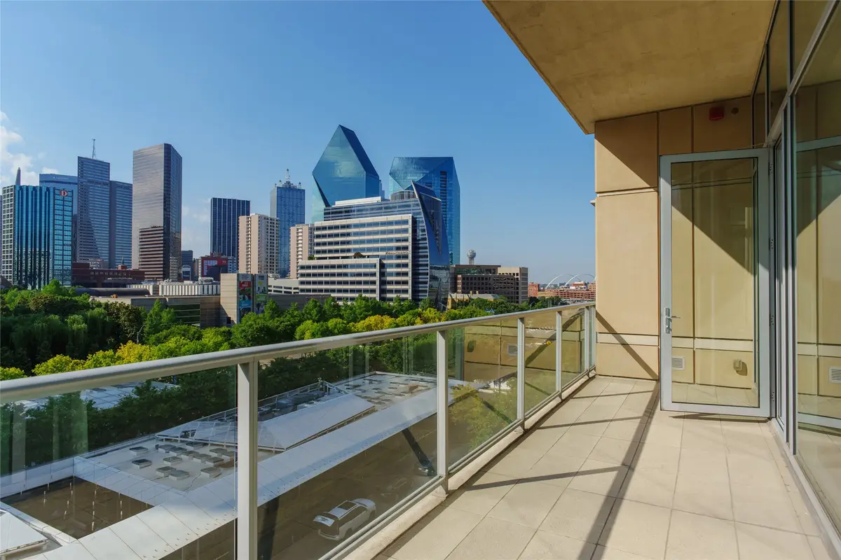 2025 Woodall Rodgers Freeway #51, Dallas, TX 75201 - #1