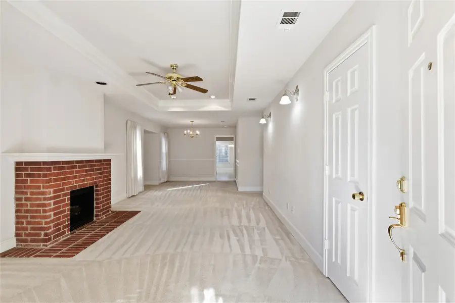 403 S 11th Street, Garland, TX 75040 - #3