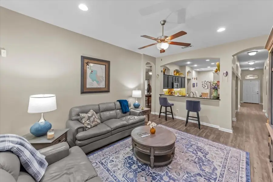 10861 Burnham Drive, Waco, TX 76708 - Image #3