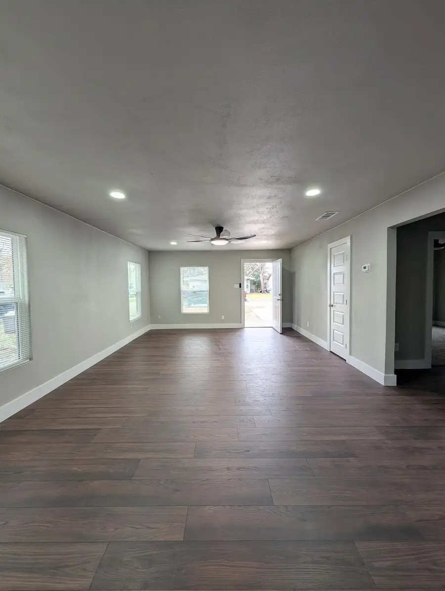 1207 Wayne Street, Fort Worth, TX 76117 - Image #2