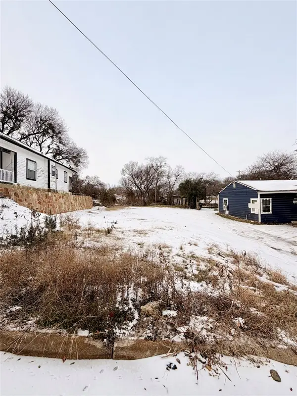 2707 Refugio Avenue, Fort Worth, TX 76164