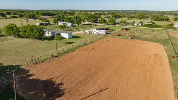 1193 Lincoln Drive, Stephenville, TX 76401