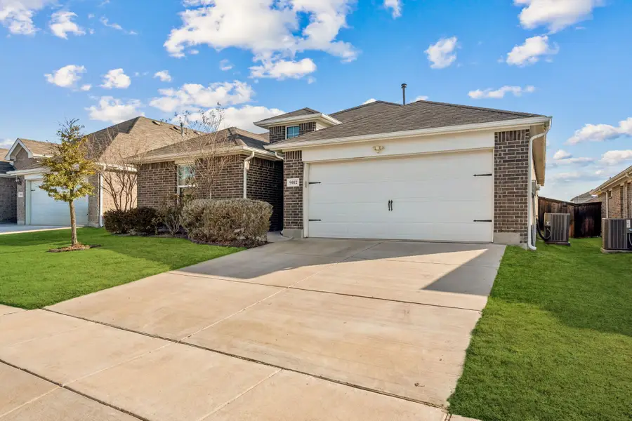 9012 Finn Lane, Fort Worth, TX 76131 - Image #2