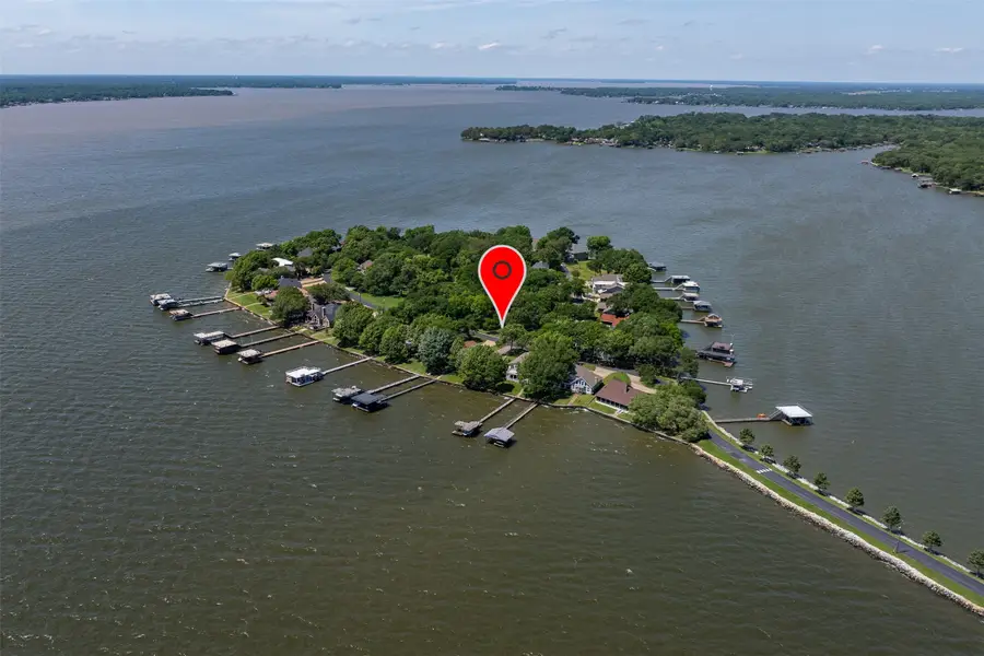 697 Enchanted Isles Drive, Mabank, TX 75156 - #3