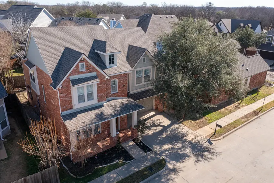 2506 Grizzly Run Lane, Euless, TX 76039 - Image #3