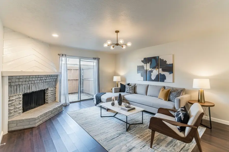 875 Dublin Drive #B, Richardson, TX 75080 - #3