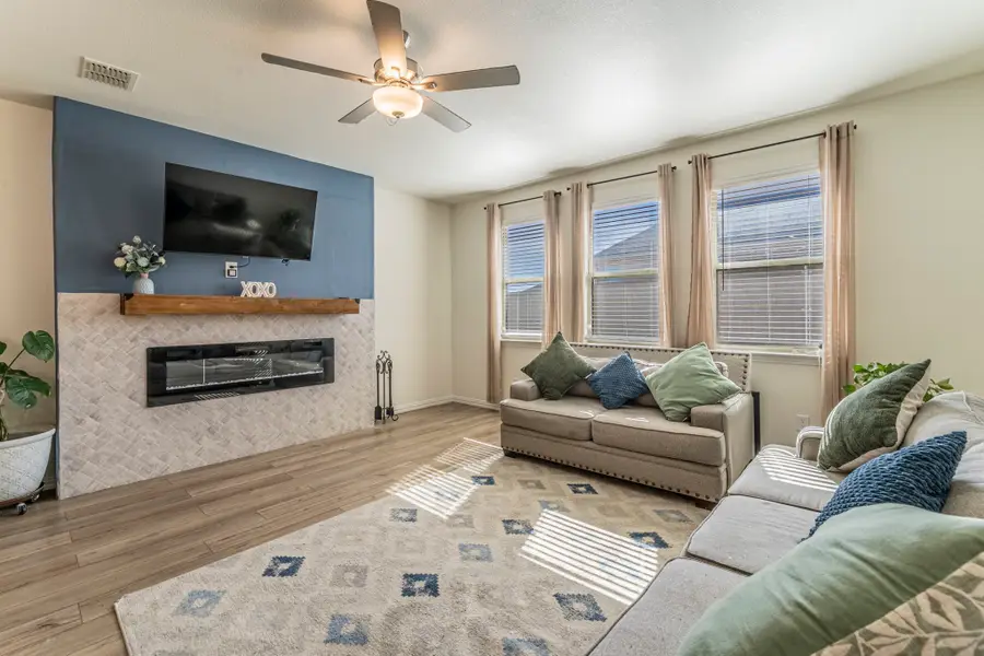 1240 Almond Road, Azle, TX 76020 - #2