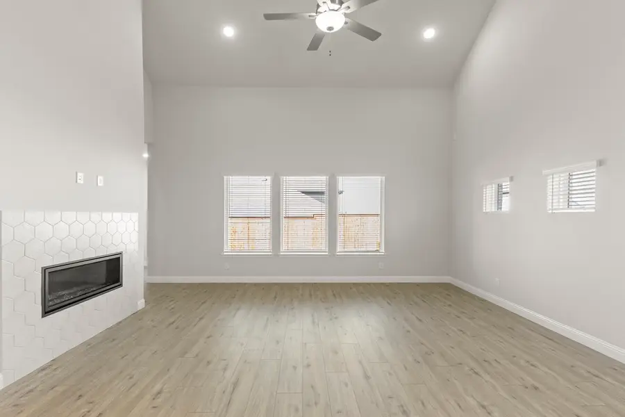 14454 Mcclint Street, Pilot Point, TX 76258 - Image #3