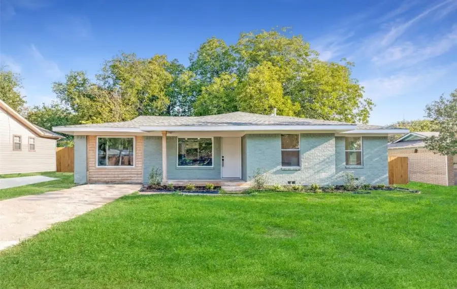 5417 Vicki Street, North Richland Hills, TX 76117 - #2