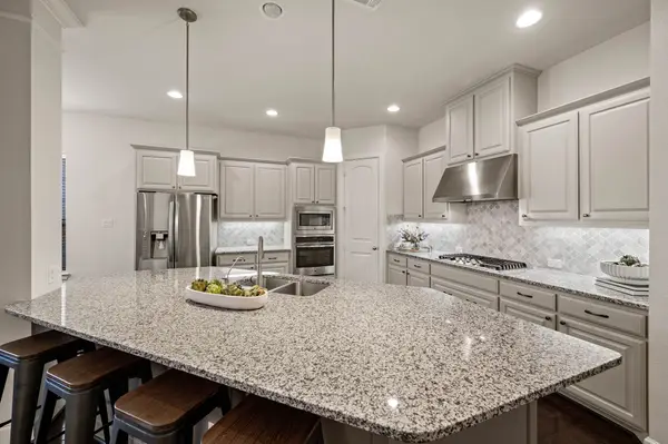 1019 Ivy Charm Way, Arlington, TX 76005