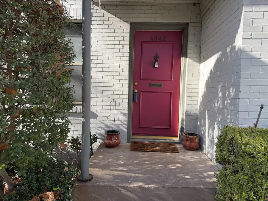 4942 Lahoma Street, Dallas, TX 75235 - Image #2