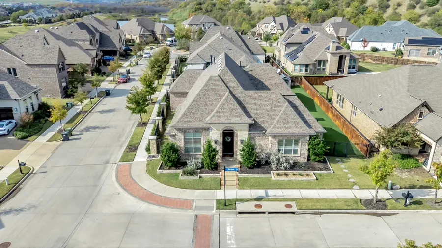 1201 White Squall Trail, Arlington, TX 76005 - Image #2