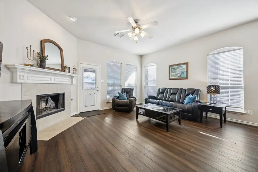 3601 Lone Mountain Trail, McKinney, TX 75070 - Image #2