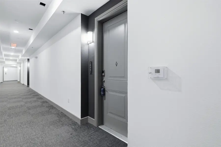 2700 Old Denton Road #1044, Carrollton, TX 75007 - Image #3