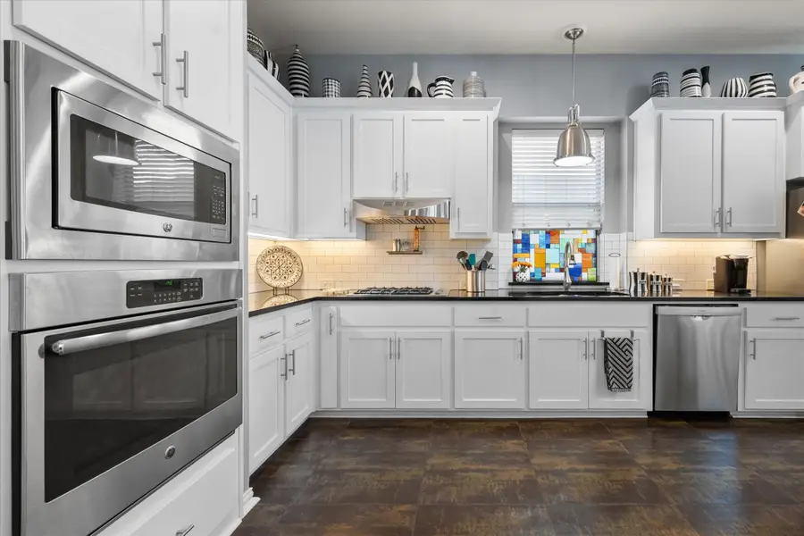 6341 Weaver Drive, Arlington, TX 76001 - #3