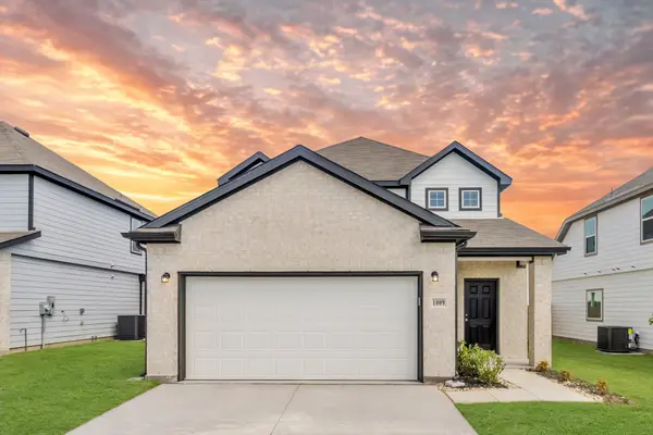 1009 Wind Drift Way, Fort Worth, TX 76131