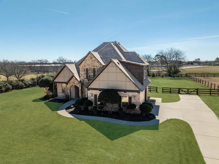 2705 Kerry Court, Denton, TX 76226 - #2