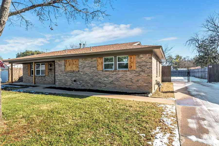 3708 Dawn Drive, North Richland Hills, TX 76180 - Image #2