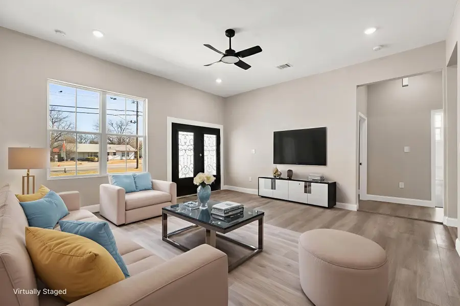 3918 Miller Avenue, Fort Worth, TX 76119 - Image #3