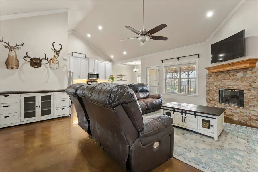 10514 Mesa Drive, Waco, TX 76708 - Image #3