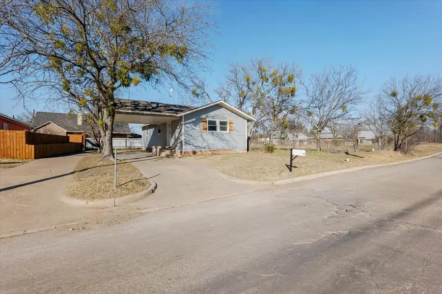 713 SE 16th Street, Mineral Wells, TX 76067 - Image #3