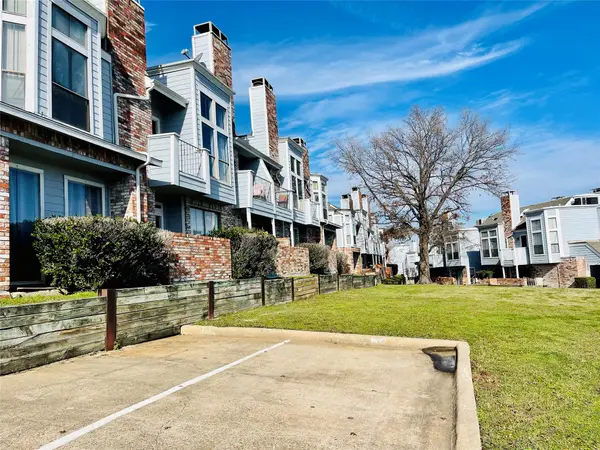 3410 Country Club Drive W #192, Irving, TX 75038