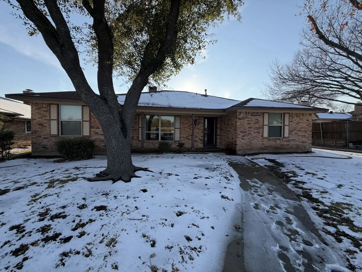 4805 S Country Club Road, Garland, TX 75043 - Image #1