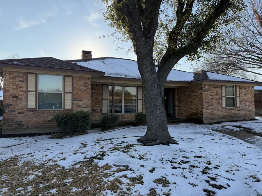 4805 S Country Club Road, Garland, TX 75043 - Image #2