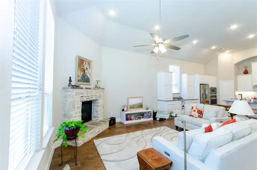 3205 Hickory Bend Trail, McKinney, TX 75071 - Image #3