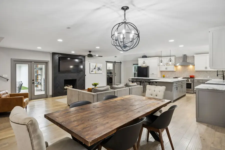 13326 Rolling Hills Lane, Dallas, TX 75240 - Image #3