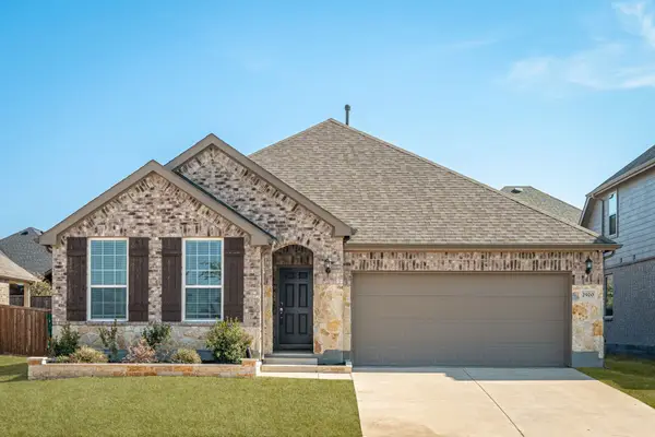 2920 Arlo Way, Aubrey, TX 76227