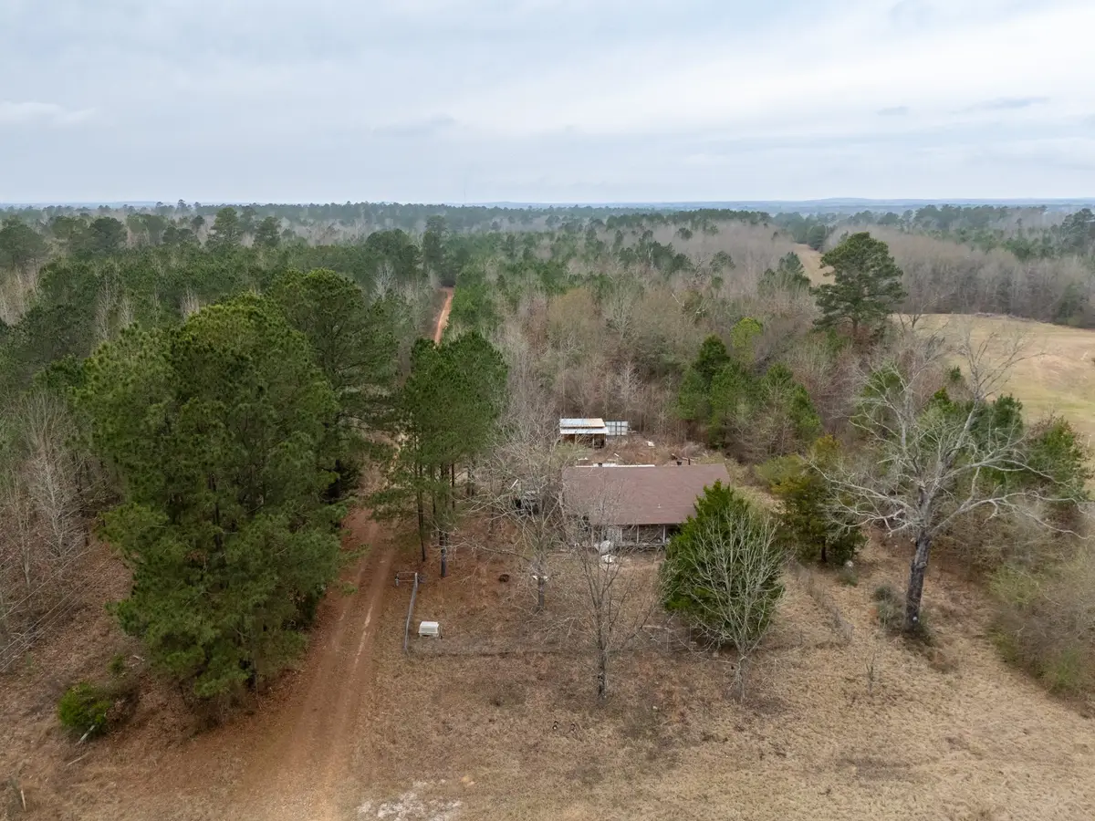 6052 Blocker Road, Marshall, TX 75672 - Image #1