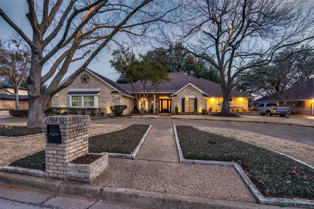 1114 Country Club Court, Mansfield, TX 76063 - Image #1