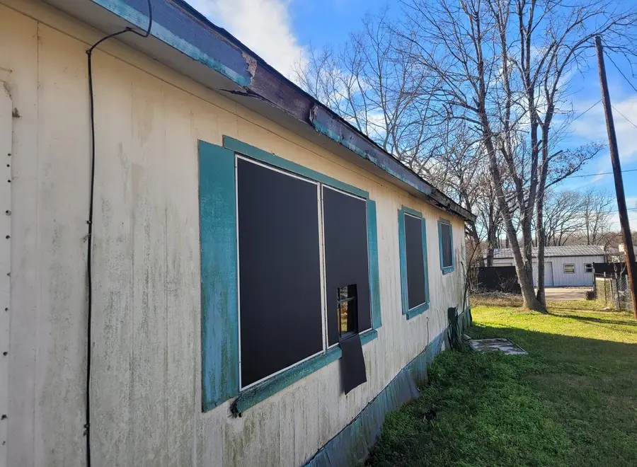 3143 County Road 1703, Malakoff, TX 75148 - Image #2