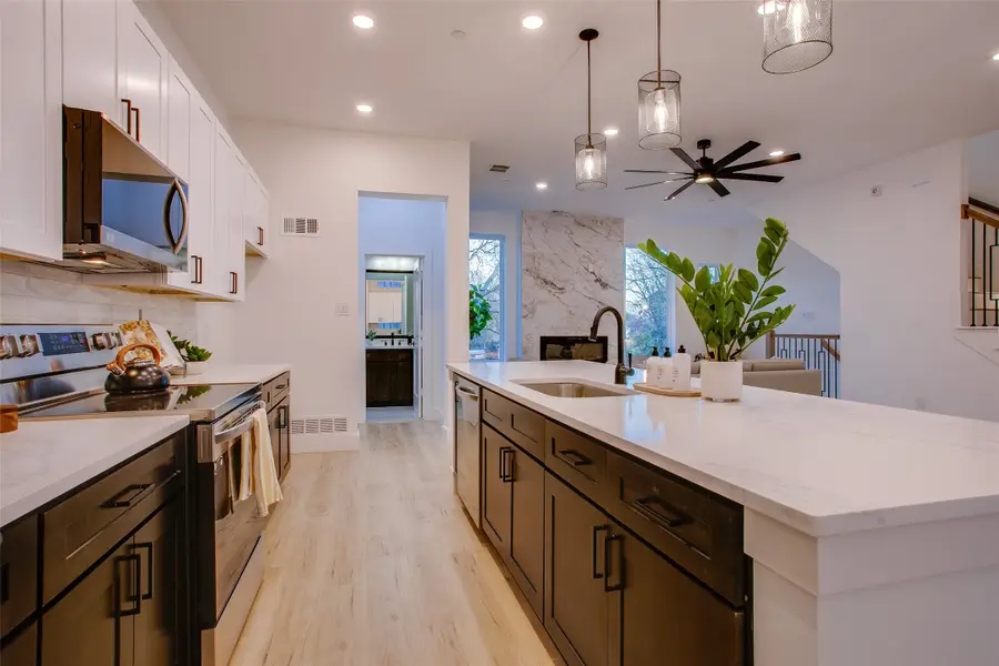 2130 Shea Road #1002, Dallas, TX 75235 - Image #3