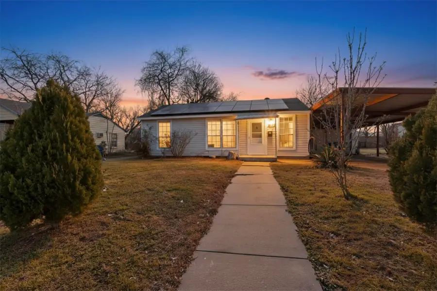 1704 Bell Avenue, Blue Mound, TX 76131 - Image #2