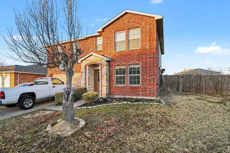 940 Mosaic Drive, Fort Worth, TX 76179 - Image #3