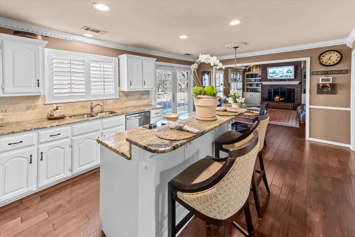 21081 Trailwood Court, Whitney, TX 76692 - Image #1