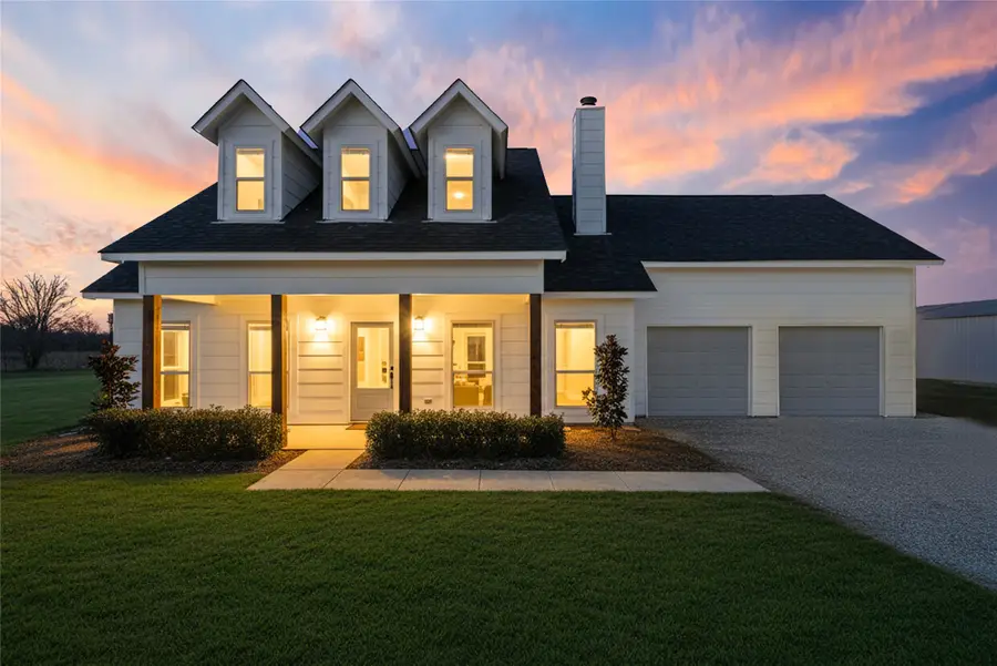 828 Old Tioga Road, Gunter, TX 75058 - Image #2