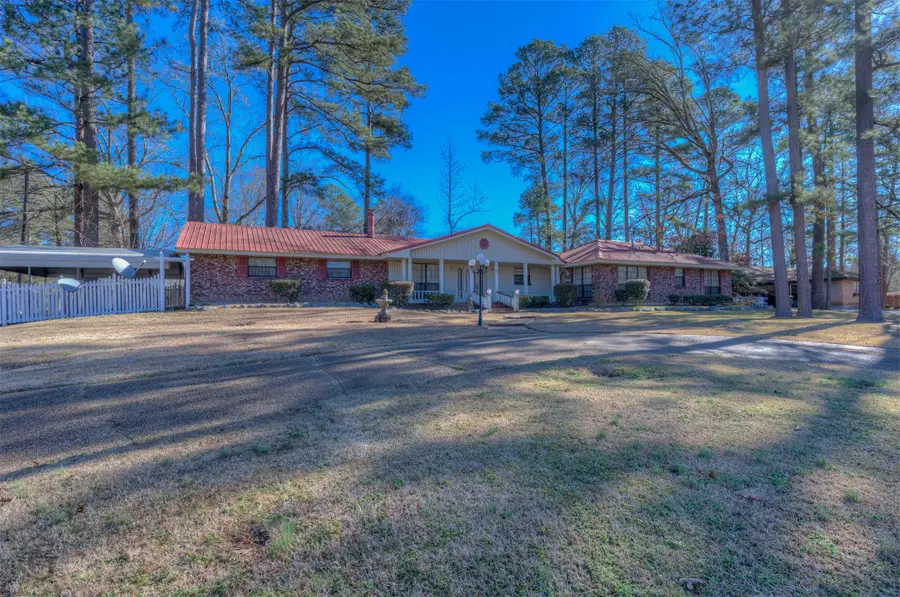 607 5th Street Ne, Springhill, LA 71075 - #2