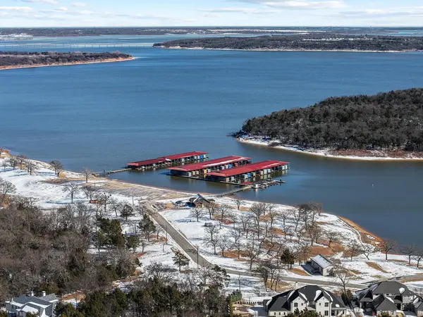 130 Whispering Pine Drive, Gordonville, TX 76245