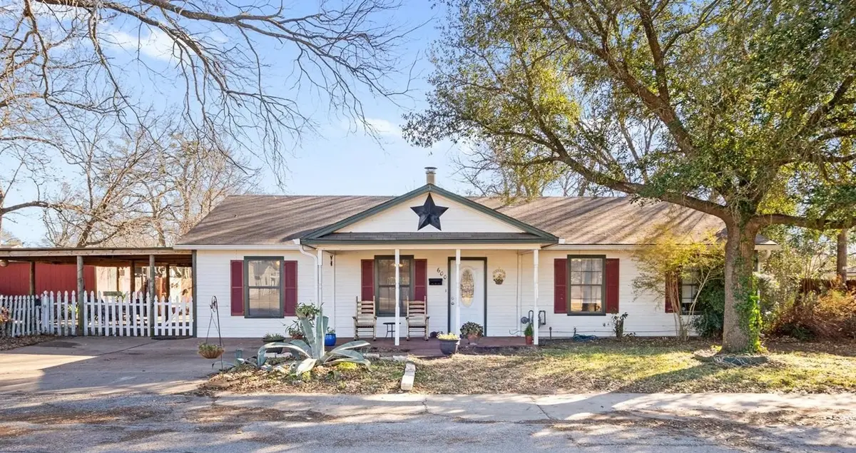 600 Pridmore Street, Kaufman, TX 75142 - #1