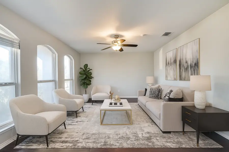 3017 Southern Hills Lane, Mesquite, TX 75181 - Image #2