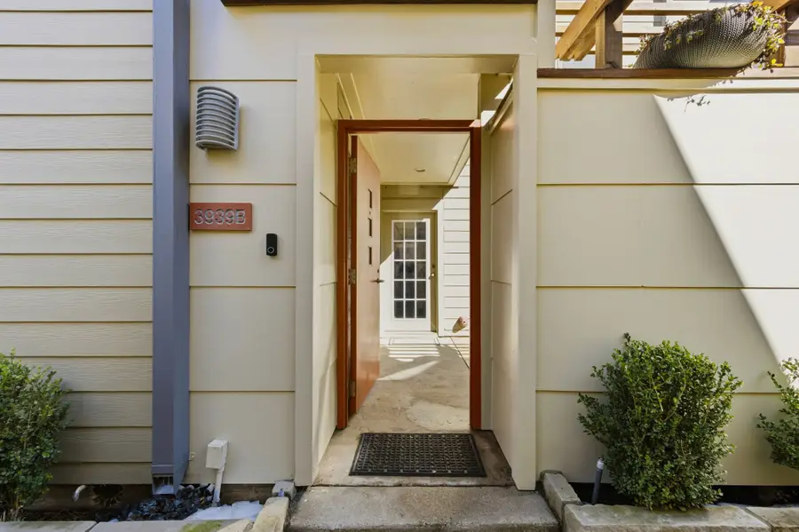 3939 Buena Vista Street #B, Dallas, TX 75204 - Image #2