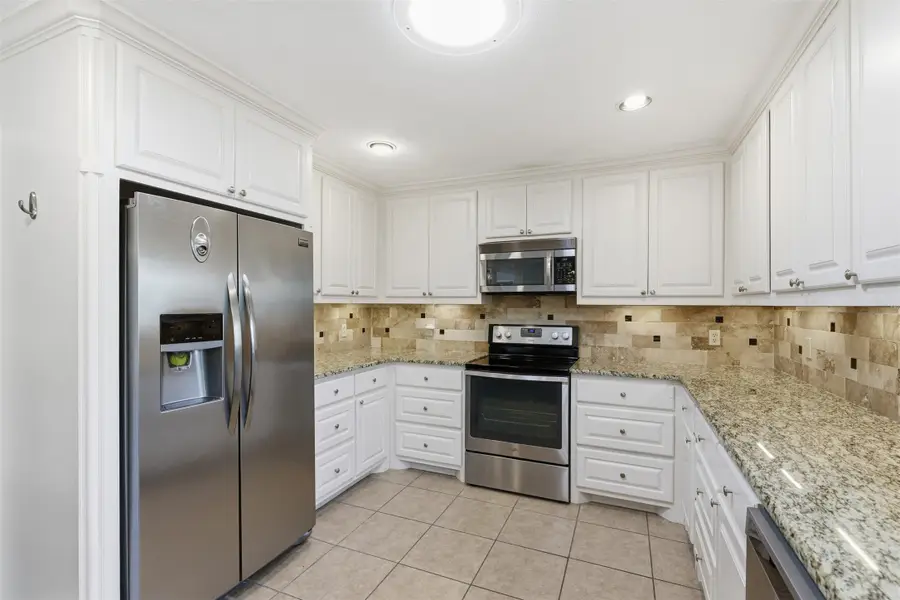 10118 Apple Creek Drive, Dallas, TX 75243 - Image #3