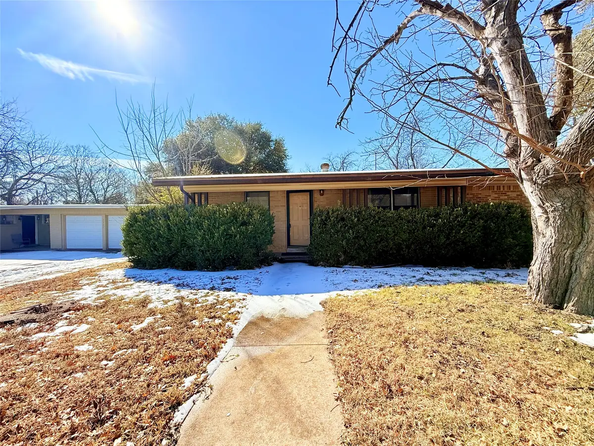 7725 Davenport Avenue, Fort Worth, TX 76116 - Image #1